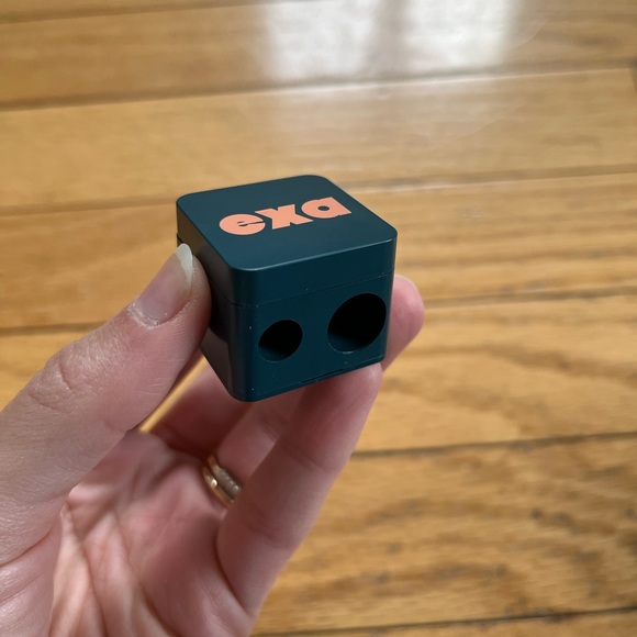 EXA All In Duel Makeup Pencil Sharpener - Picture 6 of 7